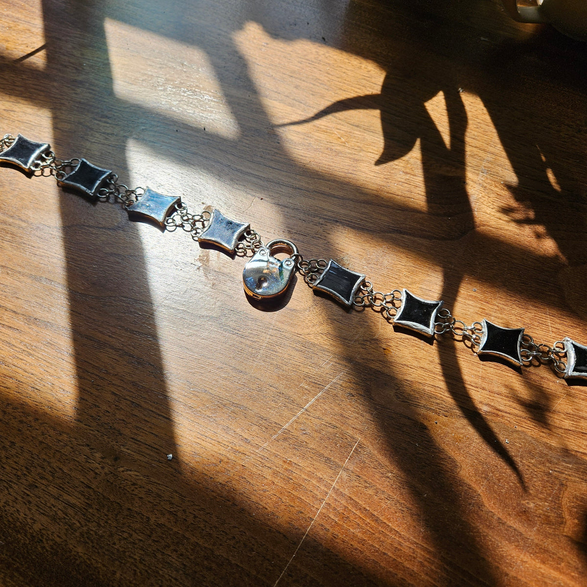 Pillion Lock Choker